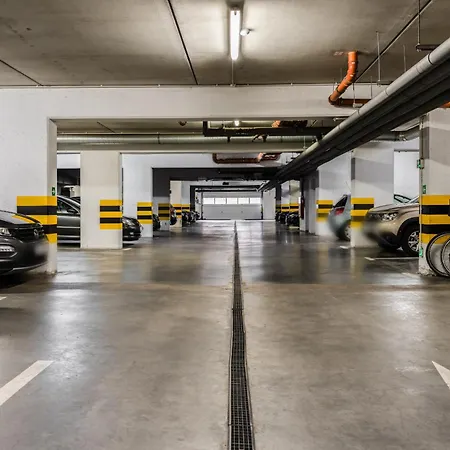 Appartamento Nowy Konduktorska Z Parkingiem I Ogrodkiem - W Spokojnej Dzielnicy By Renters Breslavia
